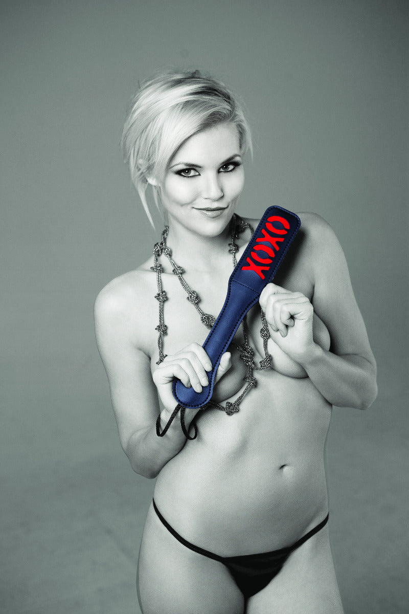 S&M XOXO Paddle: Black - UABDSM