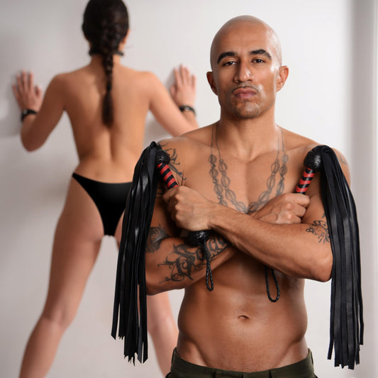 Strict Leather Bullhide Flogger Strict Leather Bullhide Flogger - UABDSM