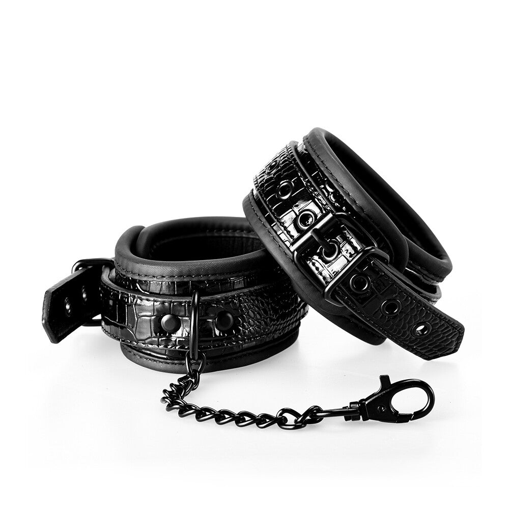 Blaze Luxury Fetish Hand Cuffs Black - UABDSM