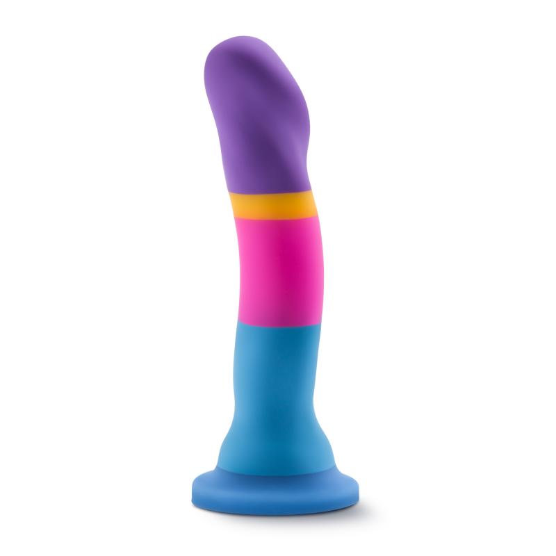 Avant - Silicone Dildo With Suction Cup - Hot N Cool - UABDSM