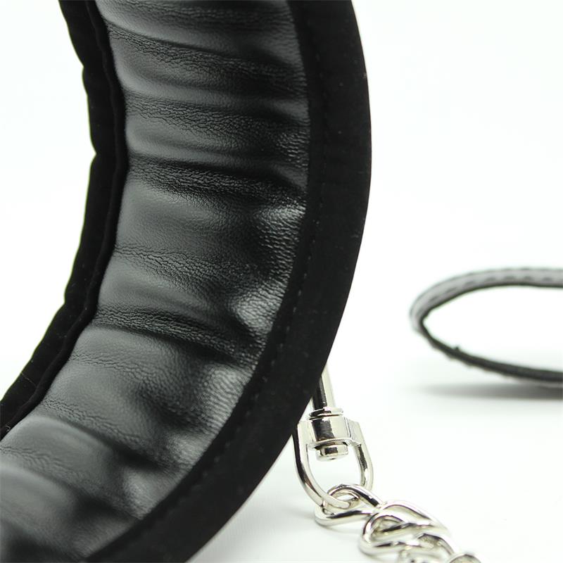 Collar with Metal Leash and Pedded Interior Black - UABDSM