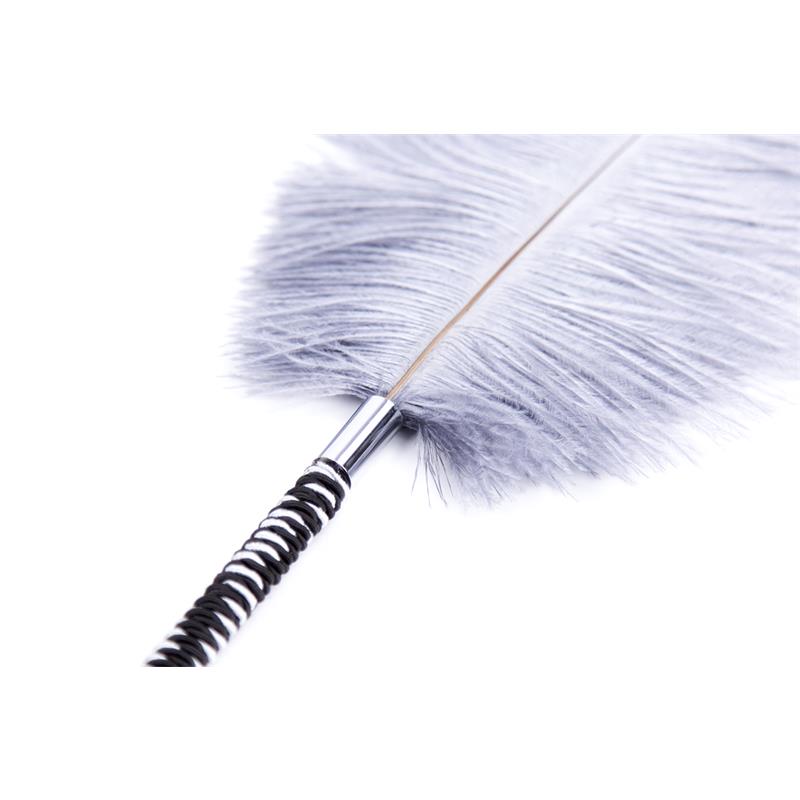 Feather Tickler with Wrapped 46 cm Black/White - UABDSM