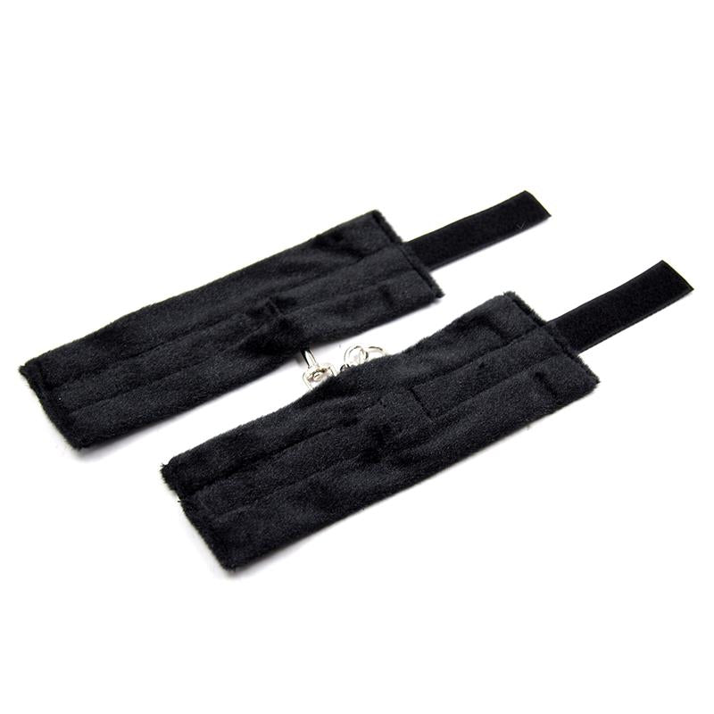 Handcuffs with Velcro with Long Fur Black - UABDSM